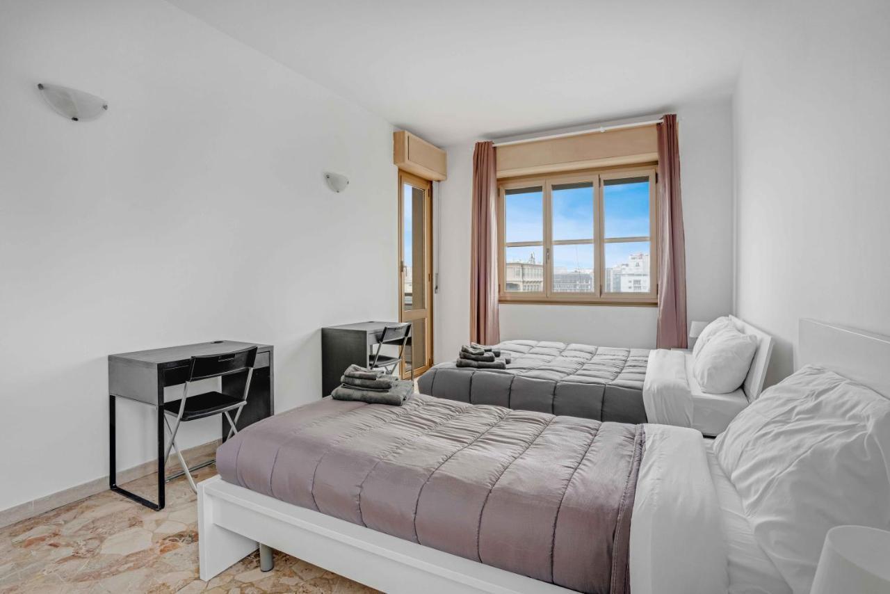 Cav9 - Large Apartment With Panoramic View - Milaan Buitenkant foto