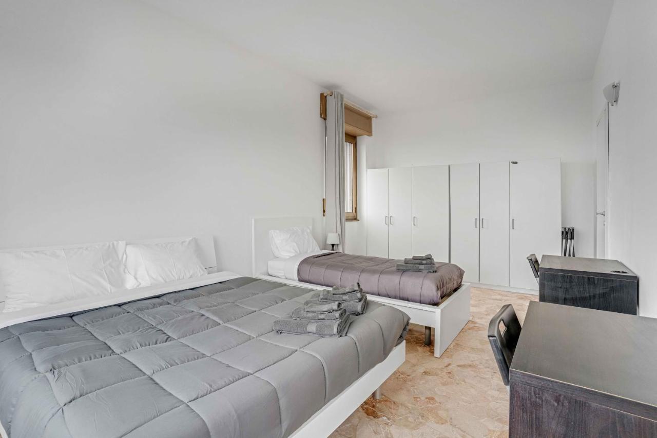 Cav9 - Large Apartment With Panoramic View - Milaan Buitenkant foto